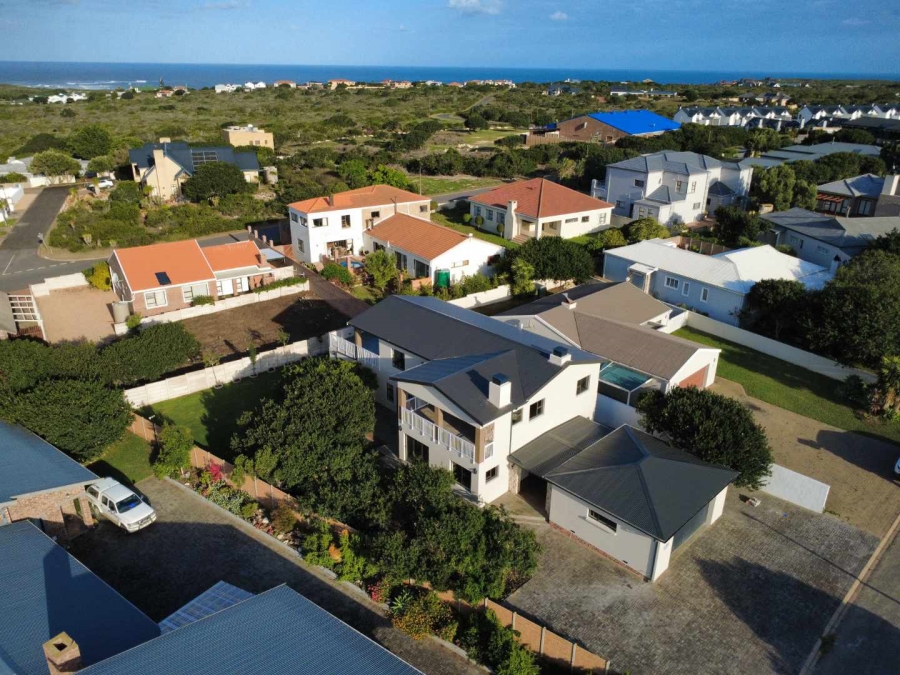 3 Bedroom Property for Sale in Stilbaai Wes Western Cape